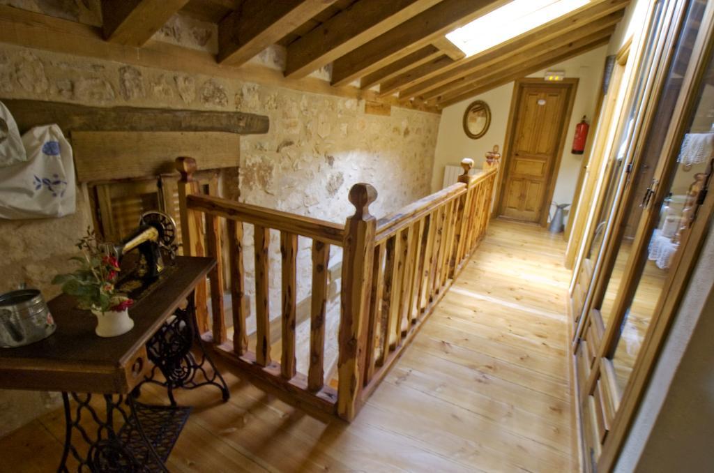 La Fuente Del Poval Guest House Caballar Rom bilde